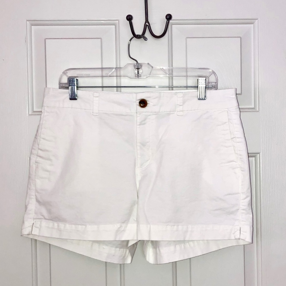 Old Navy white shorts 12